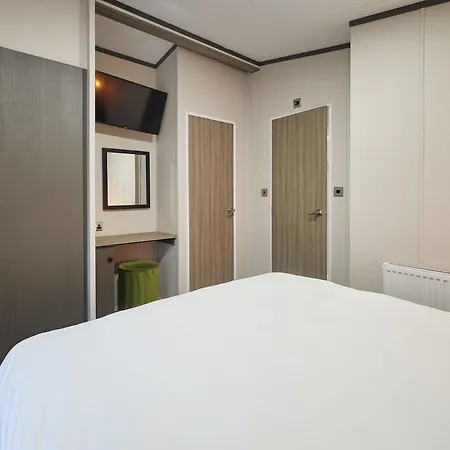 Happy Days With Hot Tub Дом отдыха *