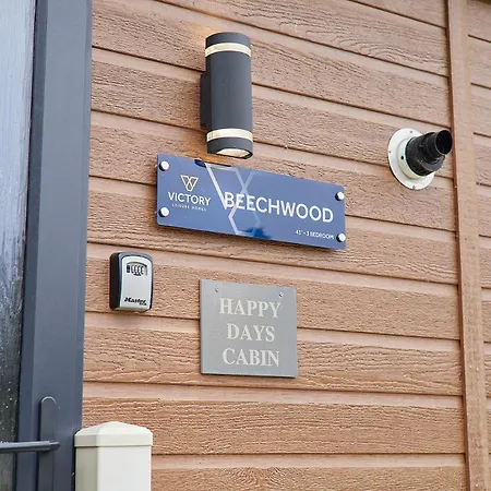 Happy Days With Hot Tub Йорк