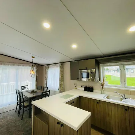 Tatil Evi Happy Days With Hot Tub