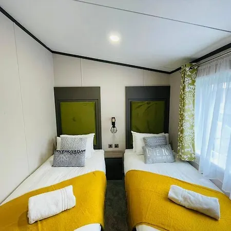 Happy Days With Hot Tub * York