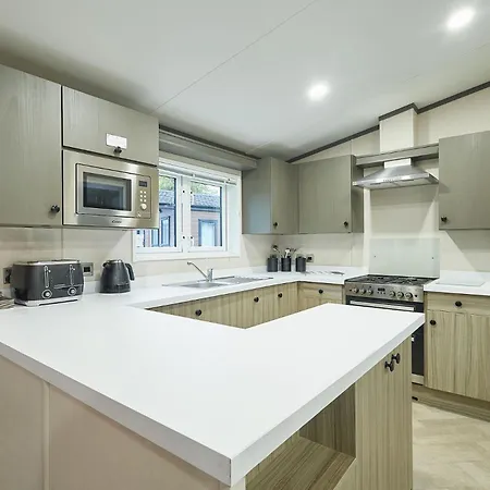 بيت للعطل Happy Days With Hot Tub يورك