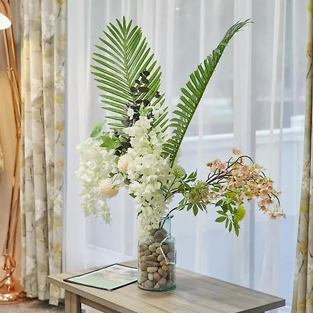 Happy Days With Hot Tub *