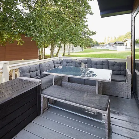 بيت للعطل Happy Days With Hot Tub يورك